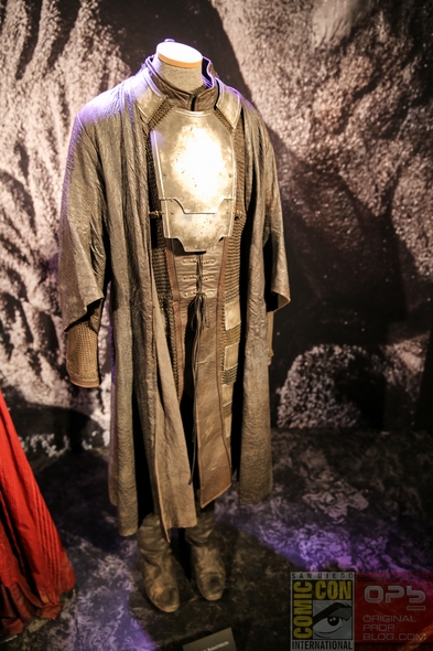 Game-Of-Thrones-Escape-The-Realm-San-Diego-Comic-Con-Exhibit-GOT-Costume-Wardrobe-SDCC-Photos-01-RSJ