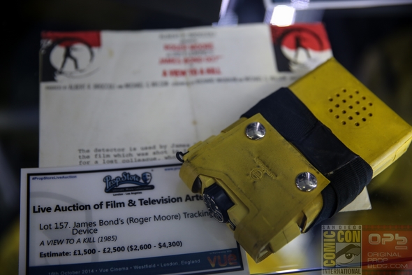 San-Diego-Comic-Con-2014-Prop-Store-London-TV-Movie-Prop-Costume-Exhibit-Auction-Preview-Photos-001-RSJ