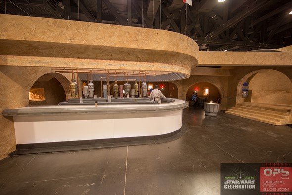 Star-Wars-Celebration-2015-Anaheim-Exhibit-Hall-New-Trailer-The-Force-Awakens-Photos-001-RSJ
