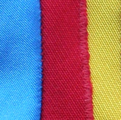 close-up-superman-iii-blue-red-yellow