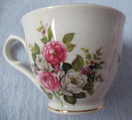 rubylane-harmony-rose-cup-x425