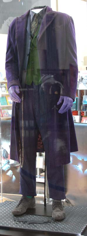 http://www.originalprop.com/blog/wp-content/uploads/2008/07/arclight-batman-dark-knight-suit-joker-costume.jpg