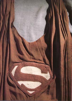 superman-the-complete-history-gr-cape-x425