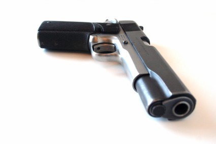 terminator-2-colt-detonics-pistol-custom-original-prop-07-x425