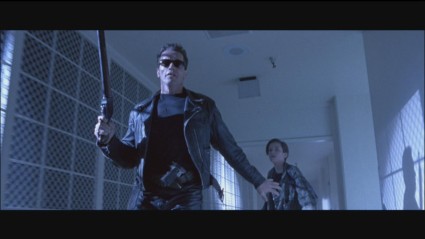 terminator-2-hd-screencapture-shotgun-movie-prop-20-x425 terminator-2-hd-screencapture-shotgun-movie-prop-20-x425
