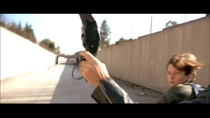 terminator-2-sd-screencapture-shotgun-movie-prop-13-x425 terminator-2-sd-screencapture-shotgun-movie-prop-13-x425