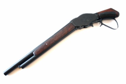 terminator-2-winchester-shotgun-custom-original-prop-04-x425 terminator-2-winchester-shotgun-custom-original-prop-04-x425