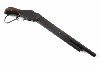 terminator-2-winchester-shotgun-custom-original-prop-05-x425 terminator-2-winchester-shotgun-custom-original-prop-05-x425