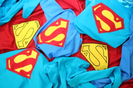 super-hollywood-superman-costume-ebay-super38-case-study-00-x425 super-hollywood-superman-costume-ebay-super38-case-study-00-x425