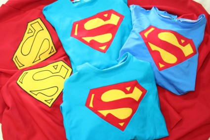 super-hollywood-superman-costume-ebay-super38-case-study-03-x425 super-hollywood-superman-costume-ebay-super38-case-study-03-x425