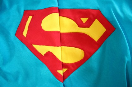super-hollywood-superman-costume-ebay-super38-case-study-07-x425 super-hollywood-superman-costume-ebay-super38-case-study-07-x425