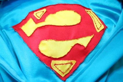super-hollywood-superman-costume-ebay-super38-case-study-48-x425 super-hollywood-superman-costume-ebay-super38-case-study-48-x425