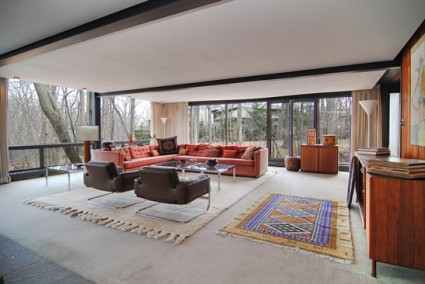 ferris-bueller-cameron-fry-home-for-sale-property_1-x425 ferris-bueller-cameron-fry-home-for-sale-property_1-x425