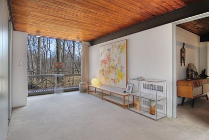 ferris-bueller-cameron-fry-home-for-sale-property_8-x425 ferris-bueller-cameron-fry-home-for-sale-property_8-x425