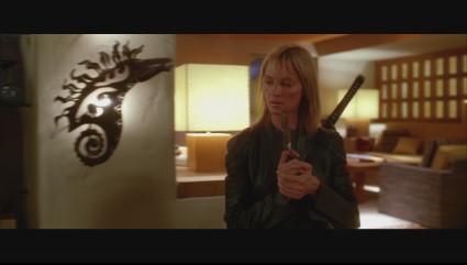 kill-bill-blu-ray-high-definition-screencap-movie-prop-gun-13-x425
