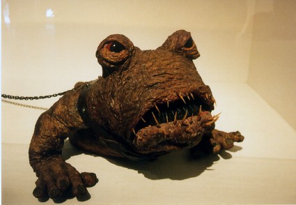Art-of-Star-Wars-Exhibit-1995-Original-Prop-Blog-Jabbas-Pet [x425]