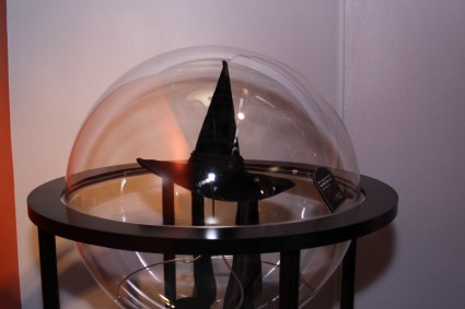 Original-Prop-Blog-Out-Of-This-World-Exhibit-2009-030 [x425]