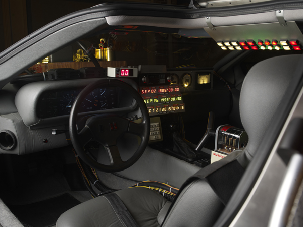 ScreenUsed-Back-To-The-Future-Original-Delorean-3-x600