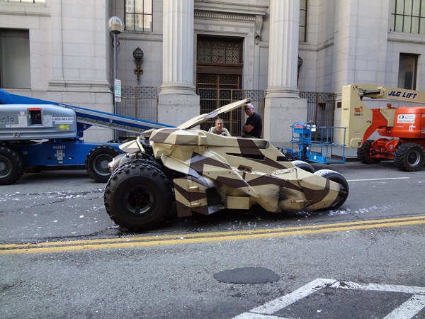 Batman-Dark-Knight-Rises-On-Set-Pittsburgh-Photo-02