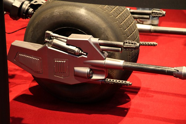 San-Diego-Comic-Con-2012-Movie-Props-Displays-Dark-Knight-Batpod-02