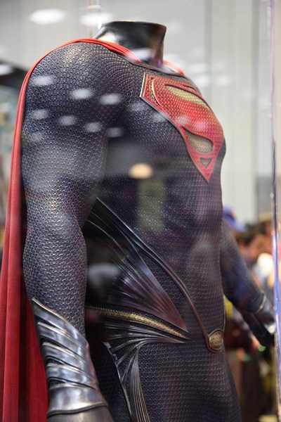 San-Diego-Comic-Con-2012-Movie-Props-Displays-Superman-01
