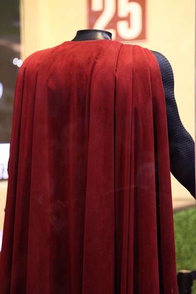 San-Diego-Comic-Con-2012-Movie-Props-Displays-Superman-01