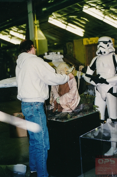 [Image: Rare-LFL-Lucasfilm-Archives-Movie-Prop-L...07-RSJ.jpg]