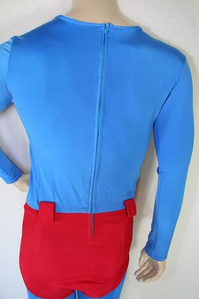 09 Mannequin-Superman-Costume-No-Cape-Top-Half-Rear-Vertical x425