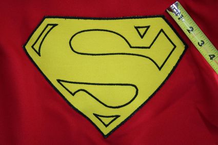 51 Superman-Costume-Cape-Full-Emblem-Taped-02 x425