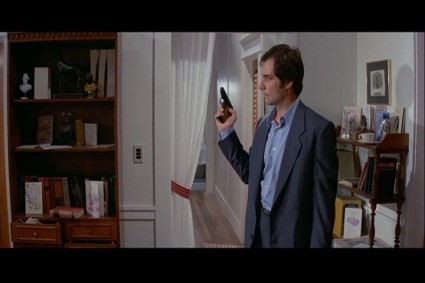 licence-to-kill-standard-resolution-screencapture-01-x425