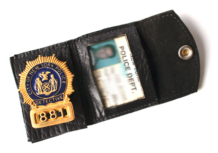 john-mcclane-nypd-badge-credentials-set-x425