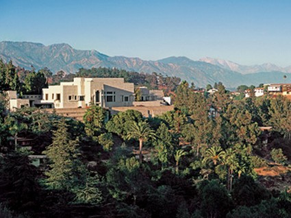 frank-lloyd-wright-ennis-house-01-x425