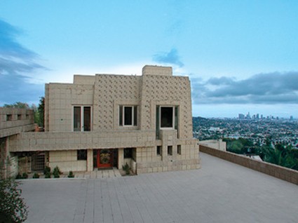 frank-lloyd-wright-ennis-house-02-x425