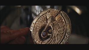 Raiders-of-the-Lost-Ark-Staff-of-Ra-Headpiece-Prop-Analysis-Screencap-11