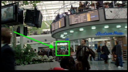 Sample-The-Terminal-Tom-Hanks-Screencap-Still-Statue-of-Liberty Marked [x425]