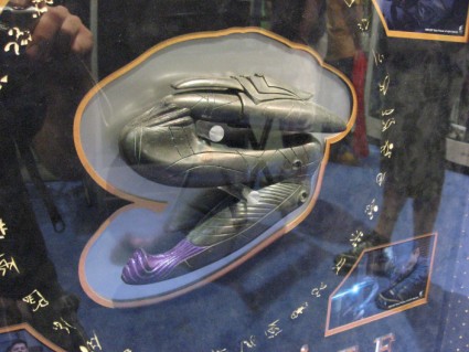 San-Diego-Comic-Con-Prop-Store-Of-London-Original-Prop-27 [x425]