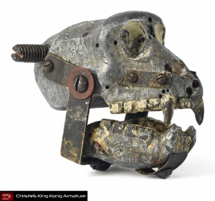 Christies-Auction-King-Kong-Original-Armature-Movie-Prop-HEAD-RIGHT [x425]