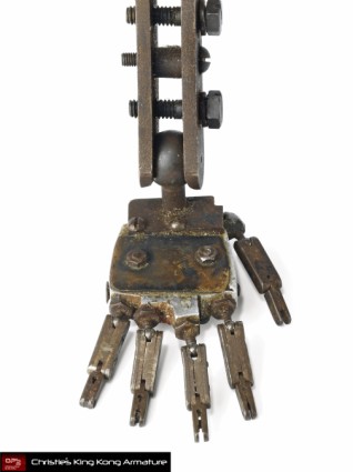 Christies-Auction-King-Kong-Original-Armature-Movie-Prop-LEFT-FOOT [x425]