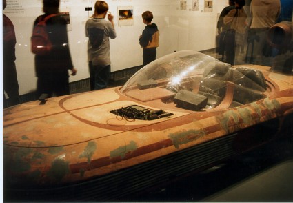 Art-of-Star-Wars-Exhibit-1995-Original-Prop-Blog-Landspeeder-1 [x425]