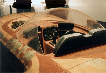 Art-of-Star-Wars-Exhibit-1995-Original-Prop-Blog-Landspeeder-2 [x425]