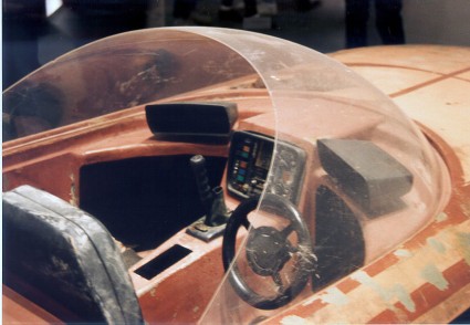 Art-of-Star-Wars-Exhibit-1995-Original-Prop-Blog-Landspeeder-3 [x425]