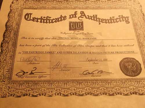 Ellis-Props-and-Graphics-Hollywood-TV-Movie-Prop-House-Certificate-of-Authenticity-COA-eBay-Startifacts-Example-01