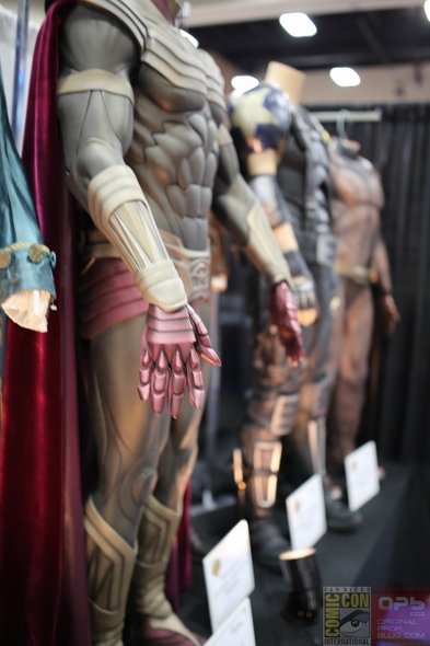 Comic-Con-Internation-2013-San-Diego-Profiles-in-History-TV-Movie-Prop-Costume-Photos-High-Resolution-Original-Prop-Blog-News-01-RSJ