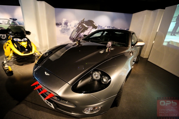 London-Film-Museum-Bond-in-Motion-James-Bond-007-Covent-Garden-Exhibit-2014-Official-Collection-Vehicles-Movie-Prop-Cars-005-RSJ