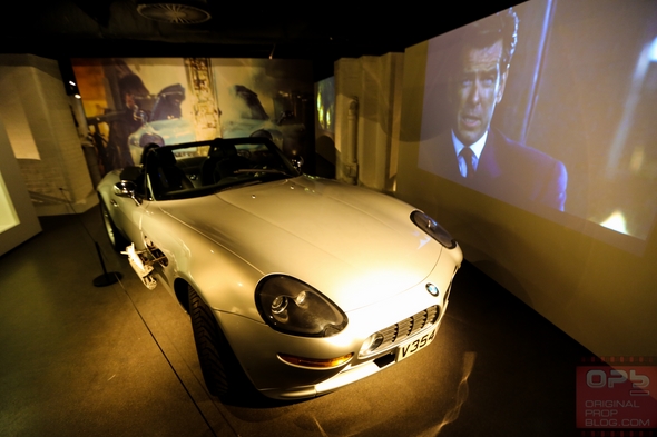 London-Film-Museum-Bond-in-Motion-James-Bond-007-Covent-Garden-Exhibit-2014-Official-Collection-Vehicles-Movie-Prop-Cars-008-RSJ