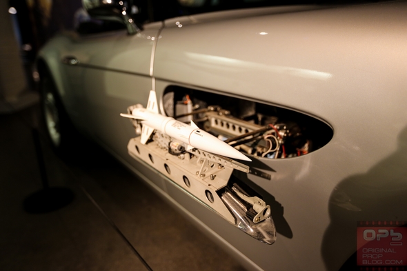 London-Film-Museum-Bond-in-Motion-James-Bond-007-Covent-Garden-Exhibit-2014-Official-Collection-Vehicles-Movie-Prop-Cars-010-RSJ