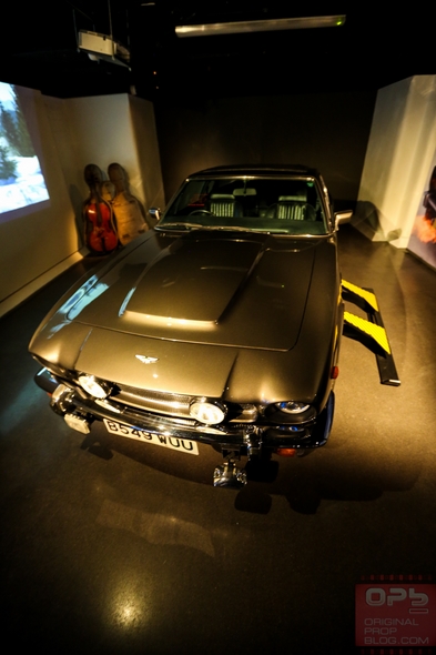 London-Film-Museum-Bond-in-Motion-James-Bond-007-Covent-Garden-Exhibit-2014-Official-Collection-Vehicles-Movie-Prop-Cars-010-RSJ