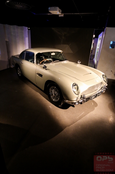 London-Film-Museum-Bond-in-Motion-James-Bond-007-Covent-Garden-Exhibit-2014-Official-Collection-Vehicles-Movie-Prop-Cars-001-RSJ