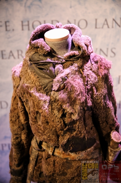 Game-Of-Thrones-Escape-The-Realm-San-Diego-Comic-Con-Exhibit-GOT-Costume-Wardrobe-SDCC-Photos-01-RSJ