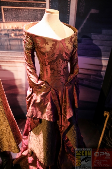 Game-Of-Thrones-Escape-The-Realm-San-Diego-Comic-Con-Exhibit-GOT-Costume-Wardrobe-SDCC-Photos-01-RSJ